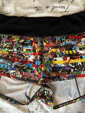 Rare Lululemon 2018 Seawheeze Speed Up Shorts. Size 4